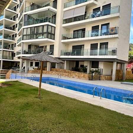 Luxurious, Newly-Renovated Large 2-Bedroom Condo By The Beach Benidorm Bagian luar foto