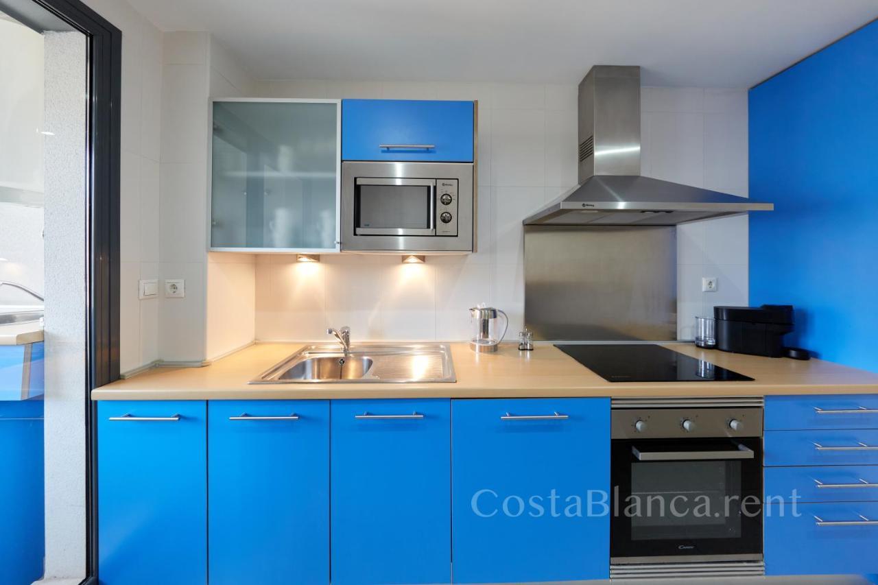 Luxurious, Newly-Renovated Large 2-Bedroom Condo By The Beach Benidorm Bagian luar foto